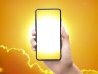 Il fait chaud et vos smartphones ont chaud // Source : Montage Numerama