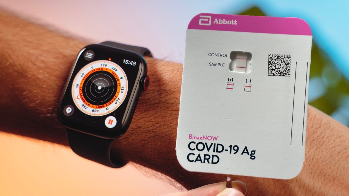 Apple Watch Series 8 et test covid. // Source : Numerama