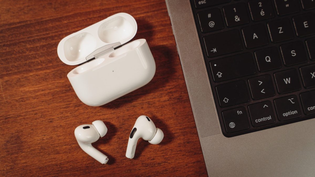 Apple AirPods Pro 2 // Source : Louise Audry pour Numerama