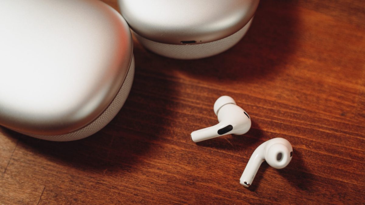 Apple AirPods Pro 2 // Source : Louise Audry pour Numerama