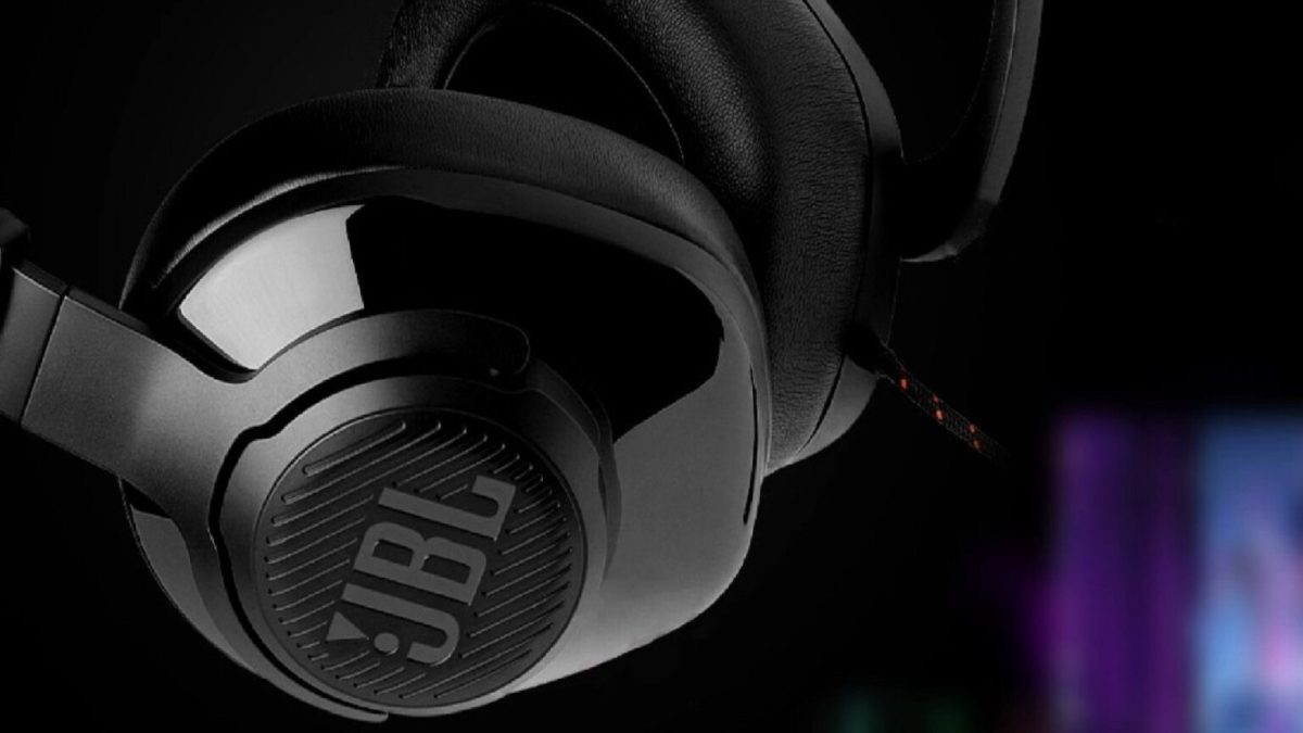 Quantum 300 // Source : JBL