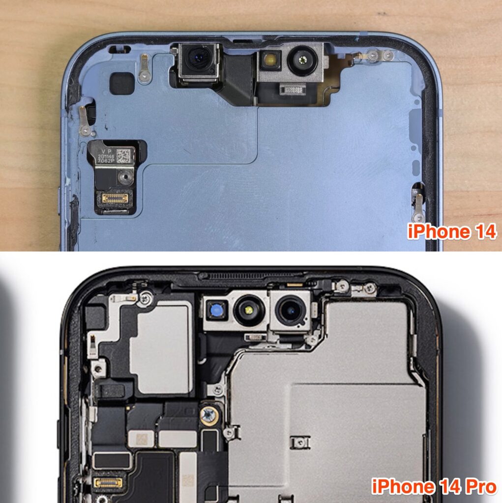 Les différences d'alignement des capteurs des encoches entre l'iPhone 14 et le Pro // Source : Source : ifixit / montage Numerama