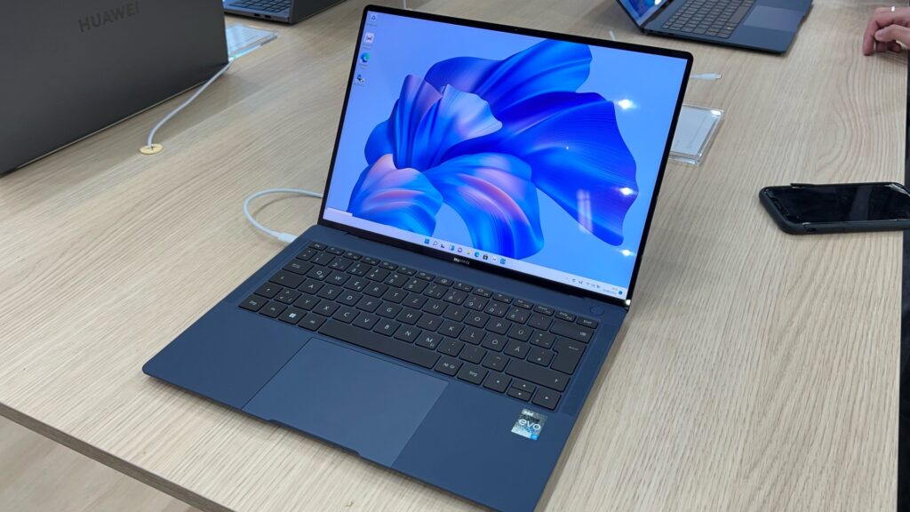 Le Huawei MateBook X Pro, version 2022. // Source : Numerama