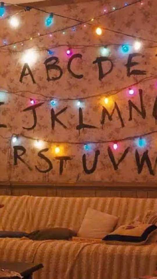 Joyce dans la première saison de Stranger Things // Source : Netflix