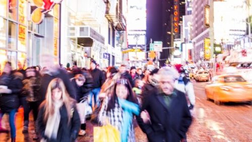Des gens marchent à New York  // Source : pxhere