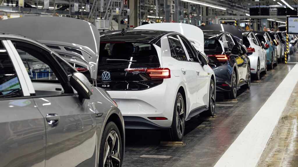 Production Volkswagen ID // Source : Volkswagen Production Volkswagen ID // Source : Volkswagen