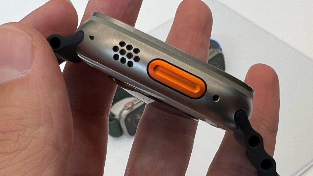 Le bouton Action de l'Apple Watch Ultra. // Source : Numerama