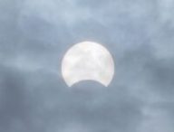 Éclipse solaire partielle. // Source : Canva