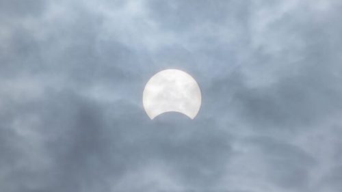 Éclipse solaire partielle. // Source : Canva