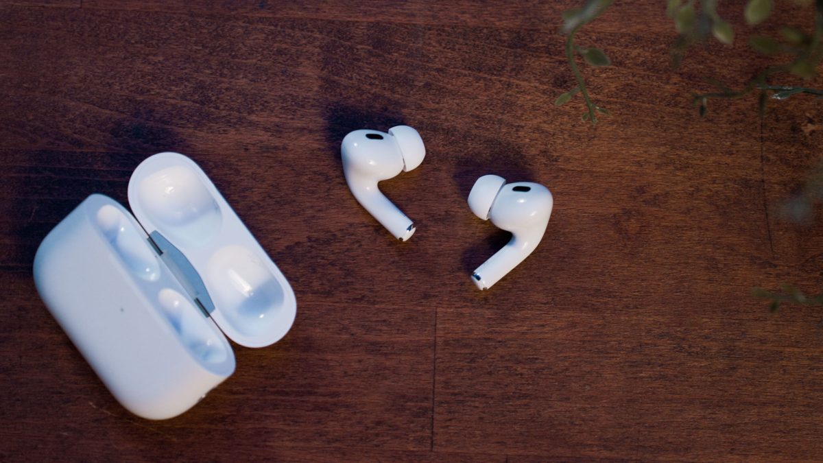 Apple AirPods Pro (2022) // Source : Thomas Ancelle pour Numerama