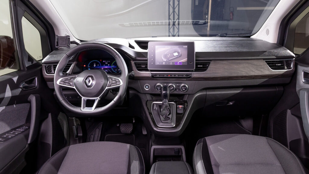 Intérieur du Renault Kangoo e-tech // Source : Renault