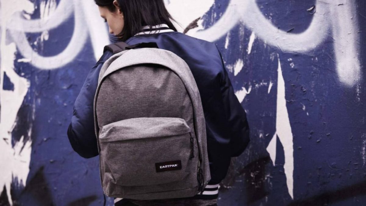 l'eastpak out of office // Source : eastpak