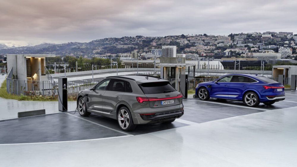 Audi Q8 e-tron et Audi Q8 e-tron Sportback // Source : Audi