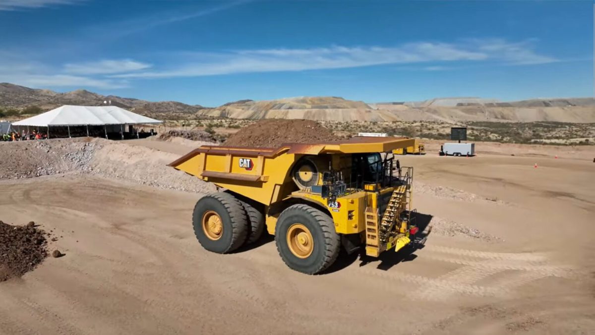 Caterpillar prototype 793 electrique tombereau minier // Source : Capture video Caterpillar