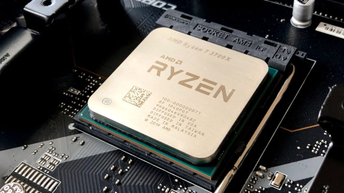 Processeur AMD Ryzen 7 3700X. // Source : Unsplash / Olivier Collet