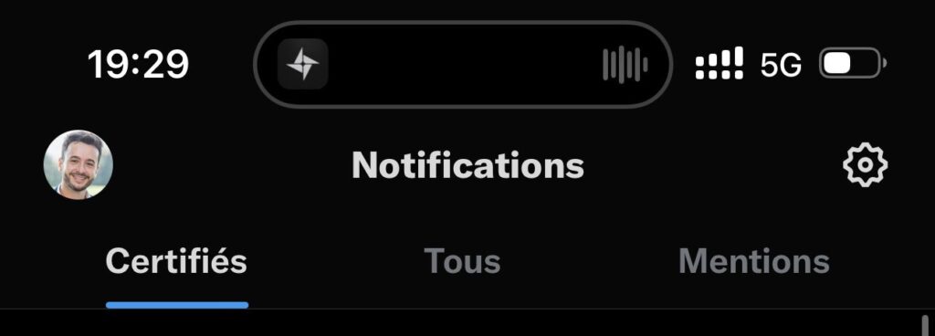 Pendant quelques heures, Twitter n'a mis en avant que les comptes certifiés. // Source : Numerama Pendant quelques heures, Twitter n'a mis en avant que les comptes certifiés. // Source : Numerama