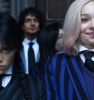 Mercredi et Enid dans la série Netflix // Source : Netflix