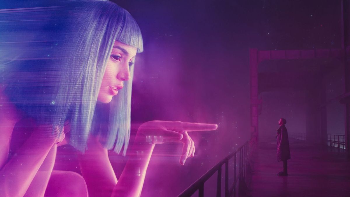 Dans Blade Runner 2049, le héros éprouve des sentiments pour une intelligence artificielle. // Source : Columbia Pictures