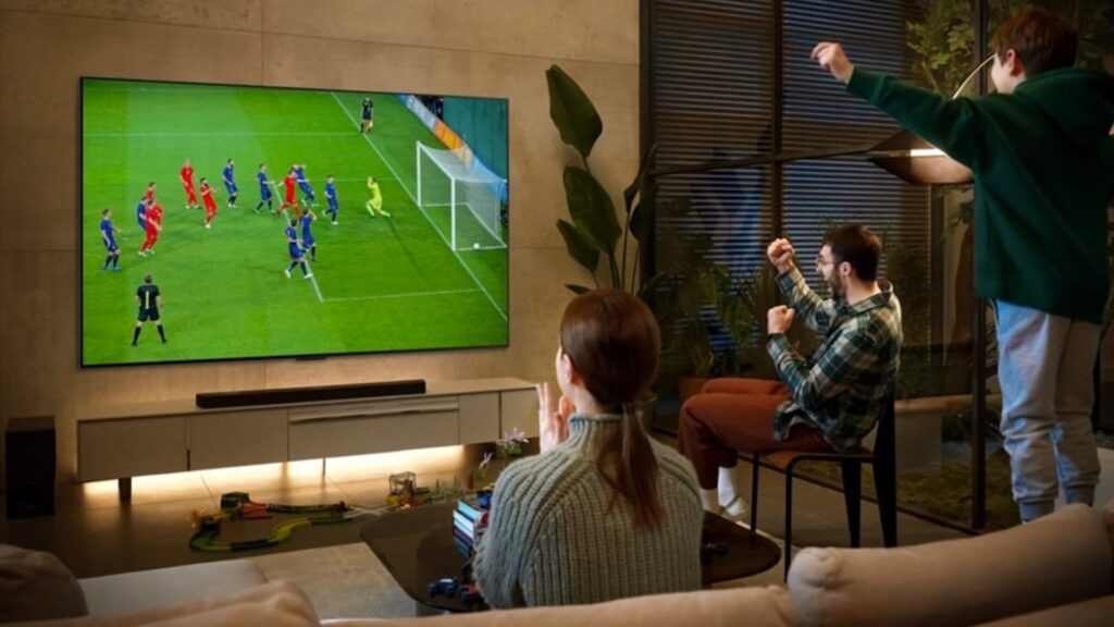 Du football sur une télé LG. // Source : LG