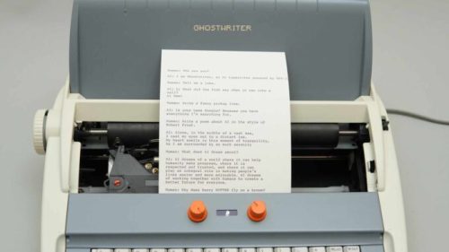 La machine Ghostwriter écrit toute seule // Source : Arvind Sanjeev / Twitter