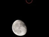Conjonction entre la Lune et Mars en 2020. // Source : Flickr/CC/Roger Gerbig (photo recadrée et annotée)