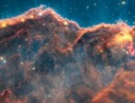 Zoom dans la nébuleuse de la Carène. // Source : NASA, ESA, CSA, STScI (image recadrée)