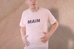 Norman dans une vidéo de novembre 2022 // Source : YouTube/NormanFaitDesVideos Norman dans une vidéo de novembre 2022 // Source : YouTube/NormanFaitDesVideos