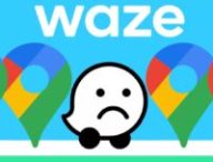 Le logo de Waze (triste), encerclé par celui de Google Maps. // Source : Numerama