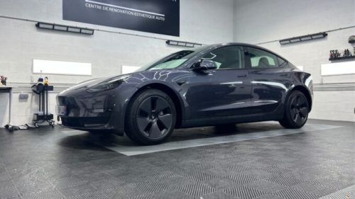 Tesla Model 3 (2022) // Source : Julien Cadot pour Numerama