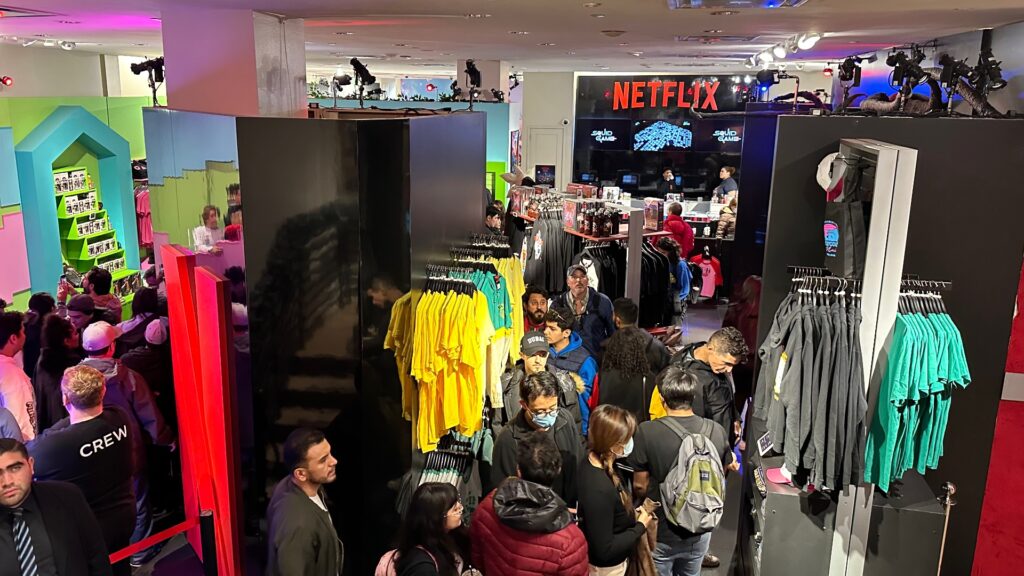 Le Netflix Store de Los Angeles mélange plusieurs univers populaires. // Source : Numerama