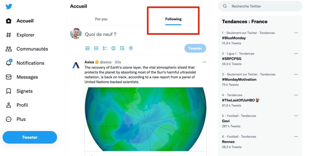 Sur Twitter.com, l'onglet « For you » montre l'affichage algorithmique alors que « Following » rétablit la vue chronologique.  // Source : Capture Numerama