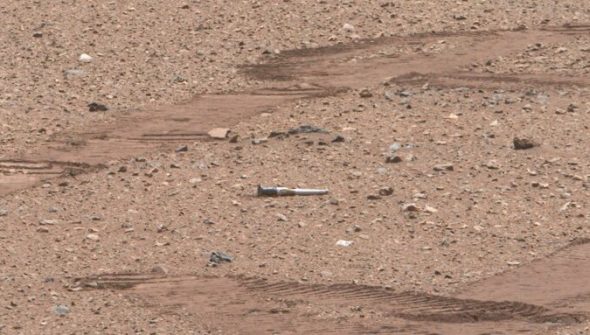 Un échantillon déposé sur Mars. // Source : Flickr/CC/Kevin Gill (photo recadrée)