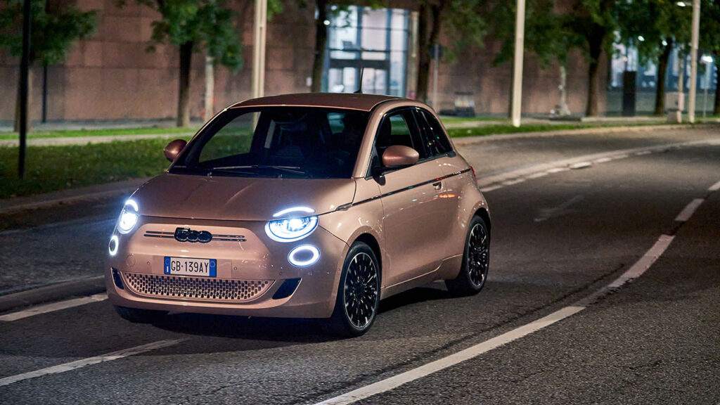 La Fiat 500 électrique est un succès en Europe // Source : Fiat