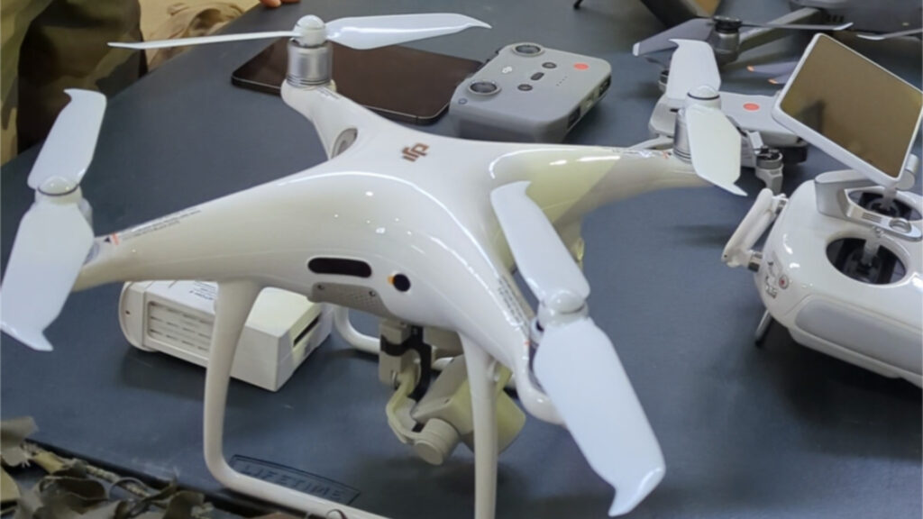 Un DJI Phantom utilisé par l'armée de l'ai française. // Source : Numerama