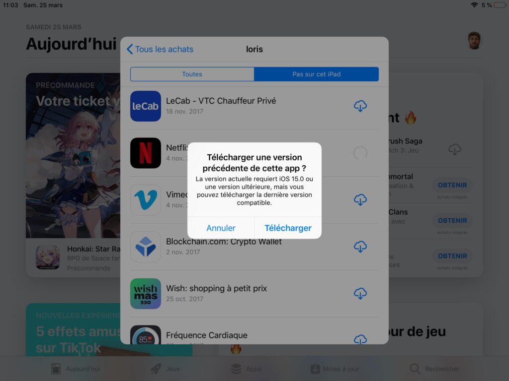 En cliquant sur le nuage, Apple proposes the dernière version compatible with your appareil.  // Source : Capture Numerama