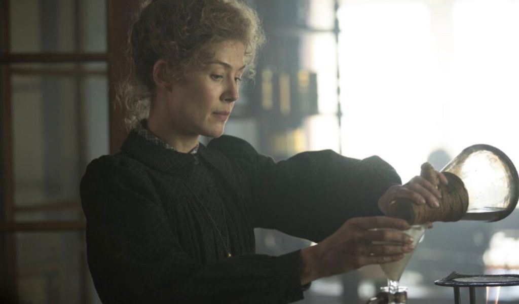 Radioactive // Source : StudioCanal Radioactive // Source : StudioCanal