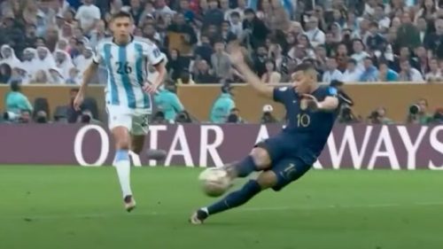 Kylian Mbappé face à l'Argentine en finale de la Coupe du monde 2022 // Source : Capture YouTube TF1