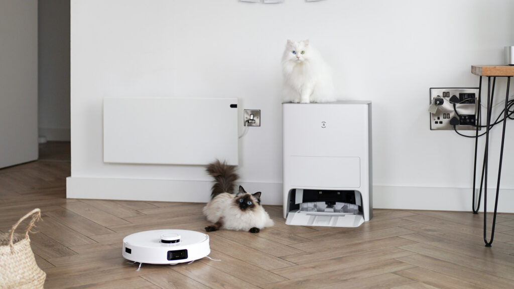 L'ECOVACS DEEBOT X1e OMNI // Source : ECOVACS