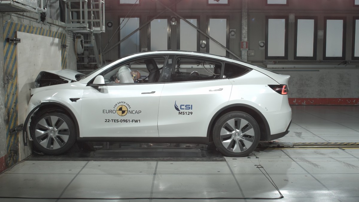 Tesla Model Y lors des crash-tests Euro NCAP // Source : Euro NCAP