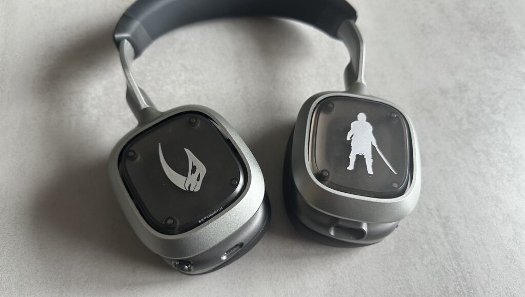 Casque gaming Logitech Astro A30 « The Mandalorian » // Source : Maxime Claudel pour Numerama