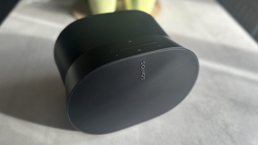 La Sonos Era 300 // Source : Maxime Claudel pour Numerama