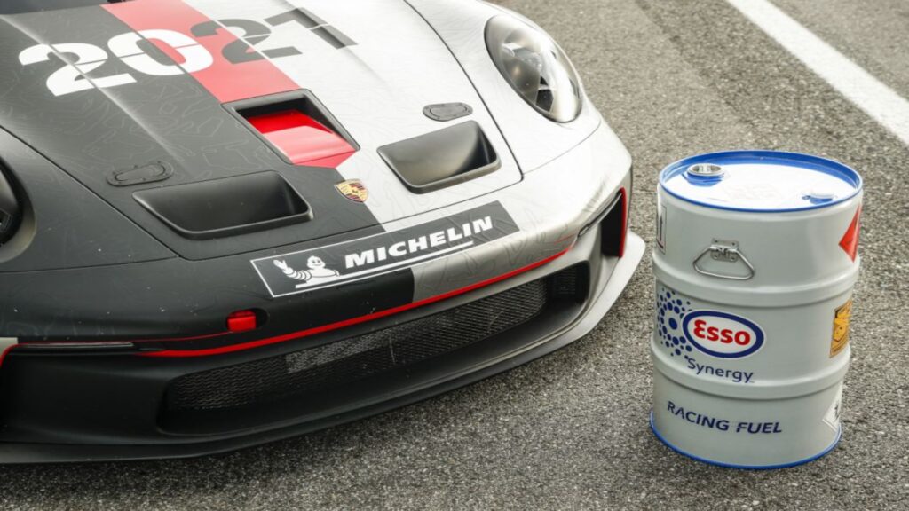 Porsche relies on e-fuel for its 911 // Source: Porsche