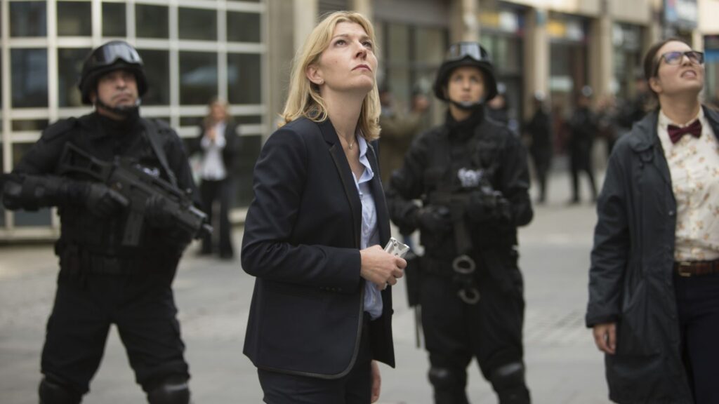 Kate Stewart (Redgrave) dans Doctor Who. // Source : BBC