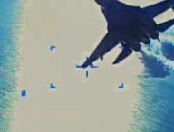 L'avion de chasse russe déversant du carburant. // Source : US Army