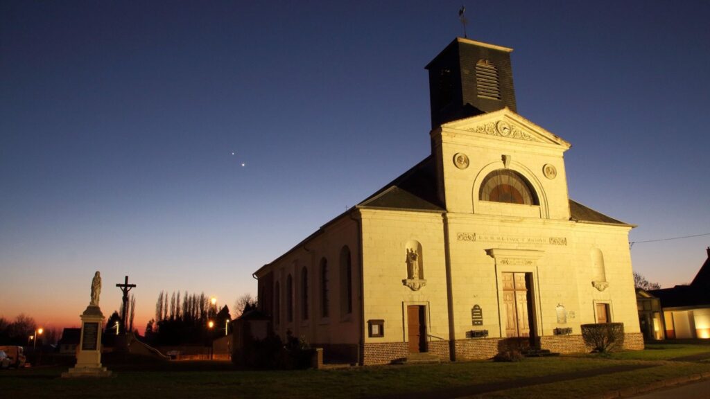 Vénus et Jupiter le 28 février 2023. // Source : Via Twitter @Loup_Garry (photo recadrée)