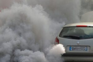 Pollution des voitures thermiques et ZFE // Source : Ben_Kerckx - Pixabay