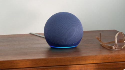 Echo Dot : la petite enceinte connectée d' ne coûte que 17,99 euros