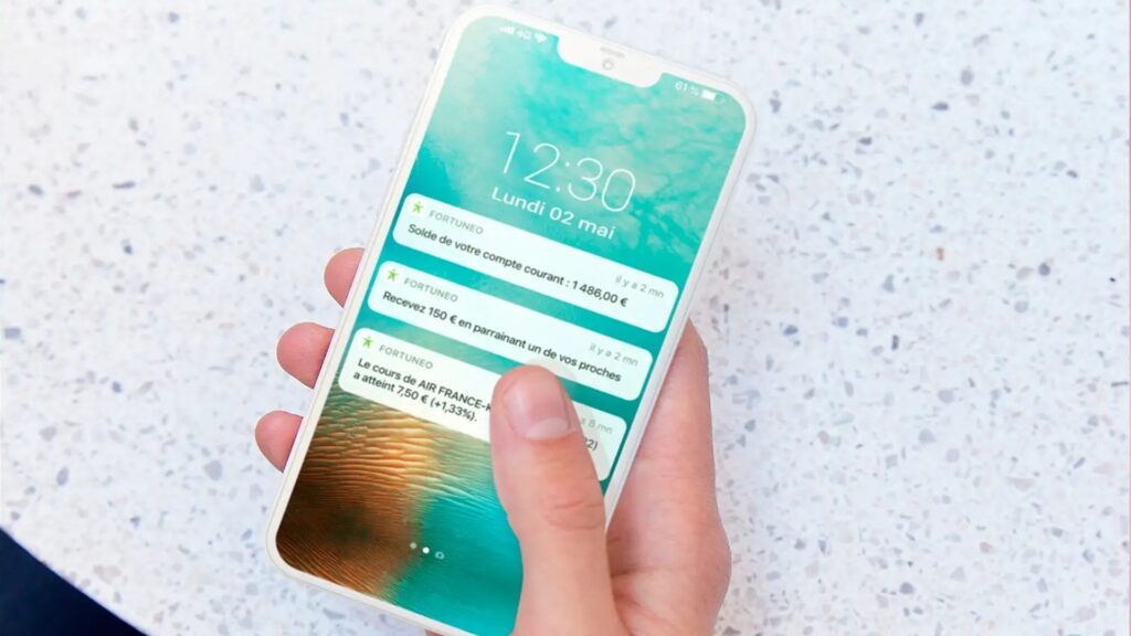 Fortuneo propose sur Android et iOS une application pour gérer ses comptes et ses cartes // Source : Fortuneo