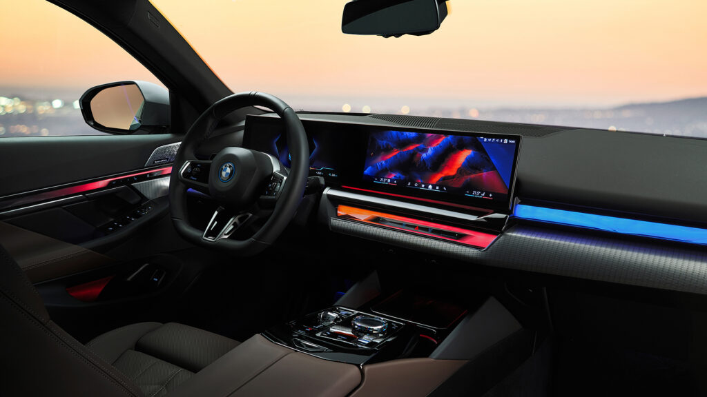 Intérieur BMW i5 // Source : BMW Intérieur BMW i5 // Source : BMW