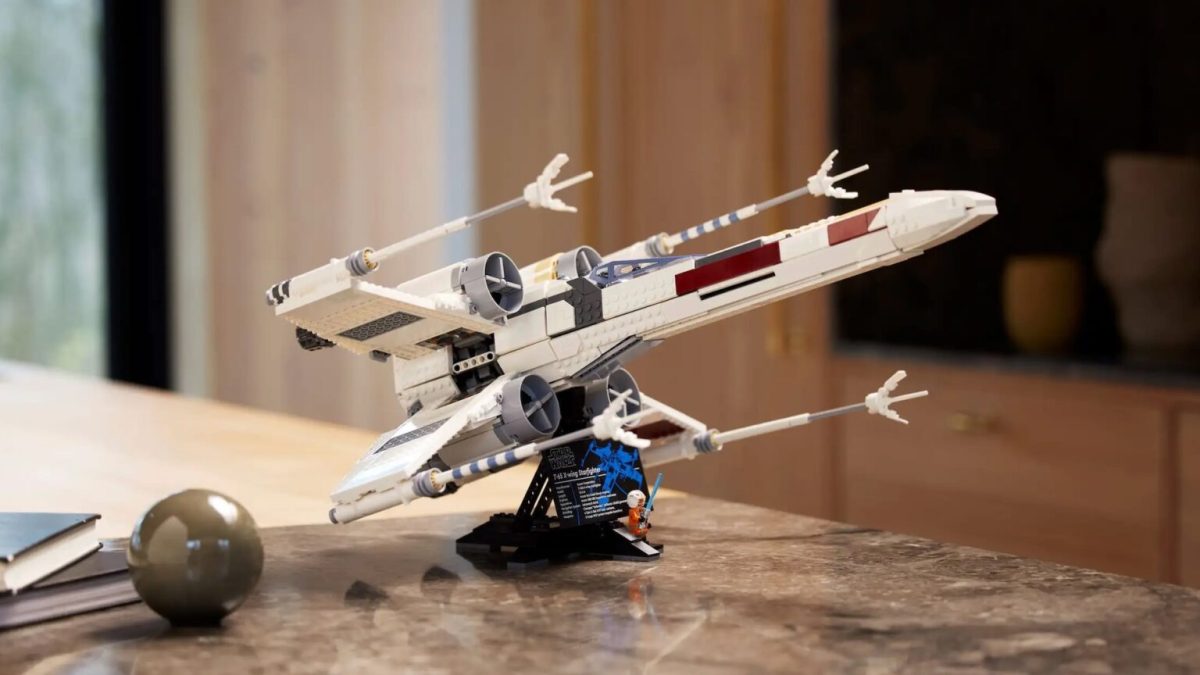 Lego Star Wars X-wing (2023) // Source : Lego